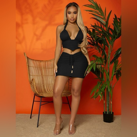 Melinda Halter Back Top & Mini Skirt - Picture 3 of 3